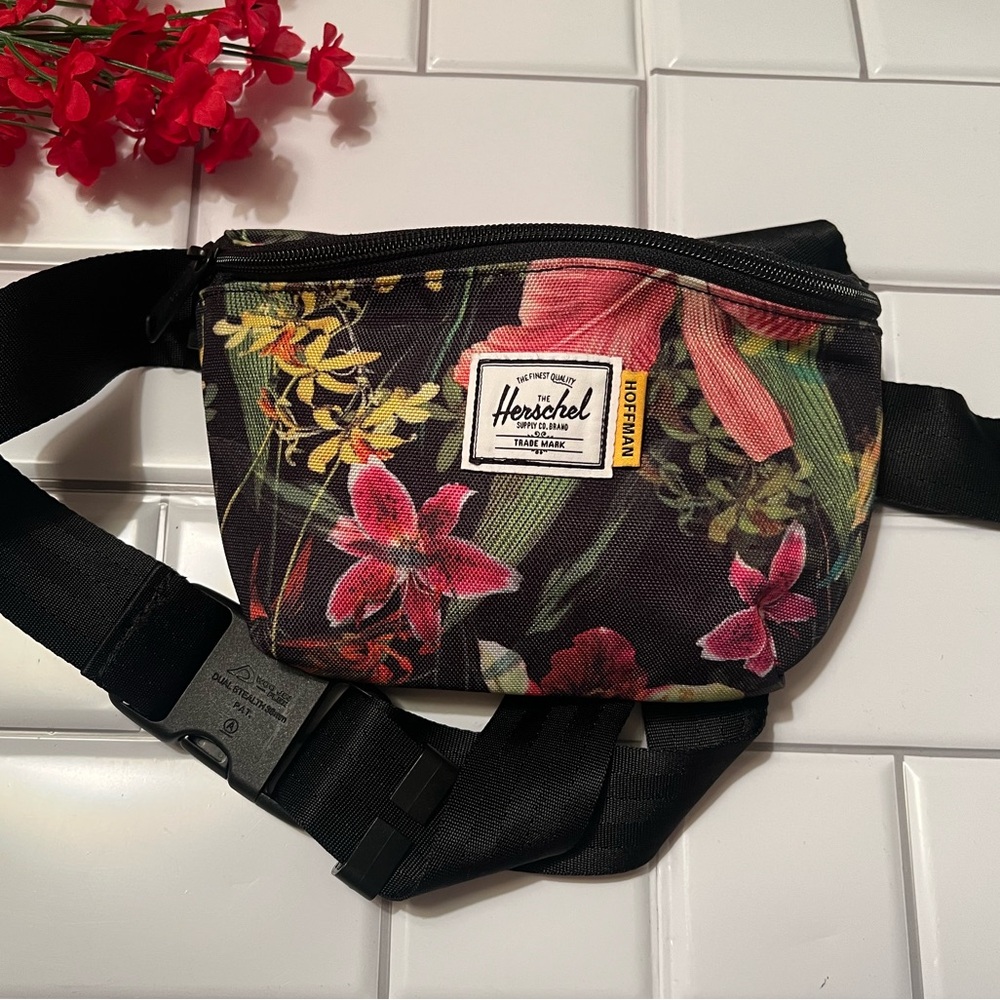 Herschel Floral Black Waist Bag